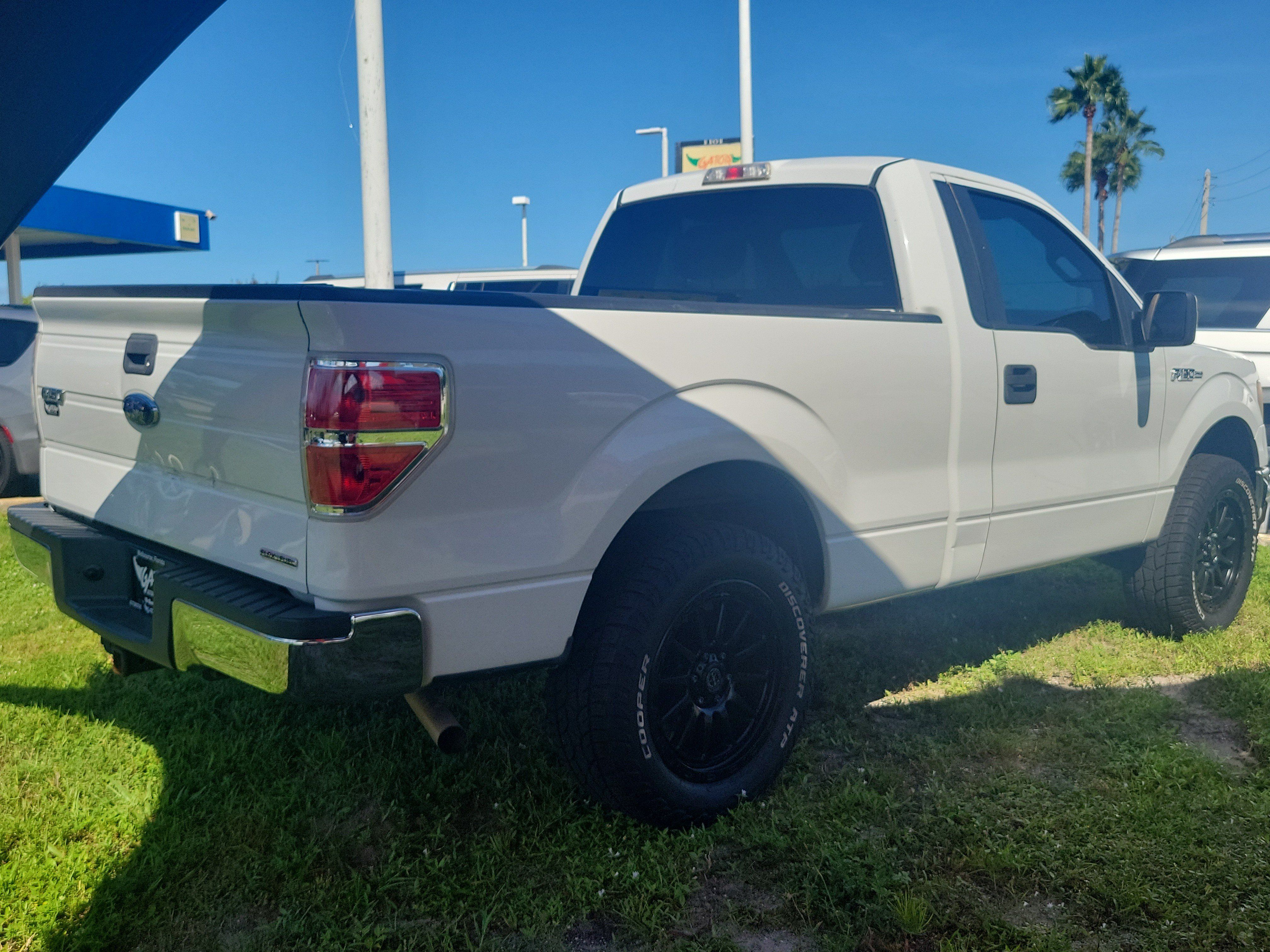 Used 2013 Ford F150 XLT w/ Trailer Tow Pkg RWD image 4