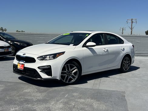 Used 2019 Kia Forte S w/ S Premium Package image 2
