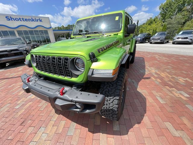 Used 2025 Jeep Wrangler Unlimited Rubicon AWD/4WD image 30