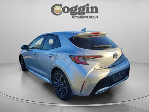 Used 2021 Toyota Corolla XSE image 2