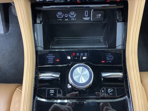 Certified 2024 Jeep Grand Cherokee Summit AWD/4WD image 25