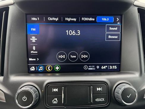 Used 2024 GMC Terrain AT4 image 27