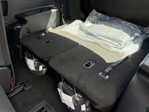 New 2026 Kia Sorento S w/ S Panoramic Sunroof Package image 18