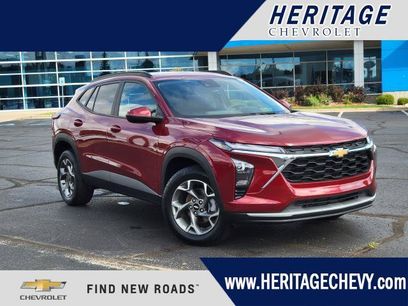 Used 2025 Chevrolet Trax LT
