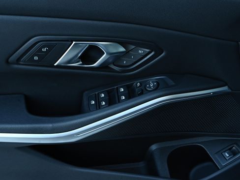 Certified 2024 BMW 330i Sedan w/ Convenience Package image 26