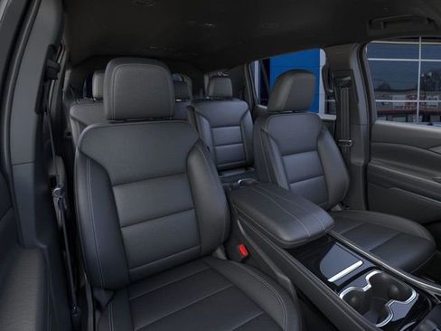 New 2026 Chevrolet Traverse LT w/ Driver Confidence Package image 16