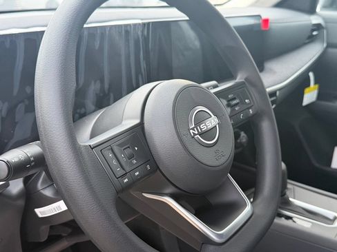 New 2026 Nissan Kicks SV w/ SV Premium Package FWD image 20