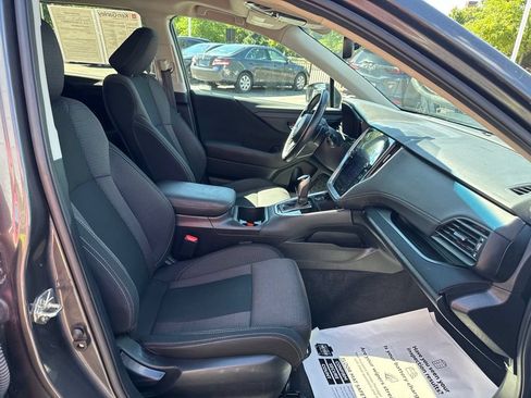 Used 2021 Subaru Outback Premium AWD/4WD image 31