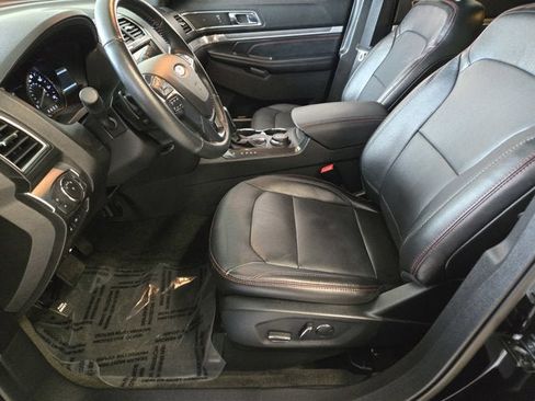 Used 2018 Ford Explorer Sport image 21
