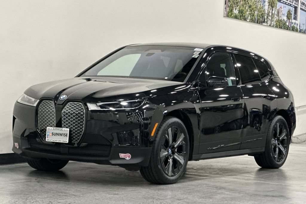 Certified 2024 BMW iX xDrive50 AWD/4WD image 8