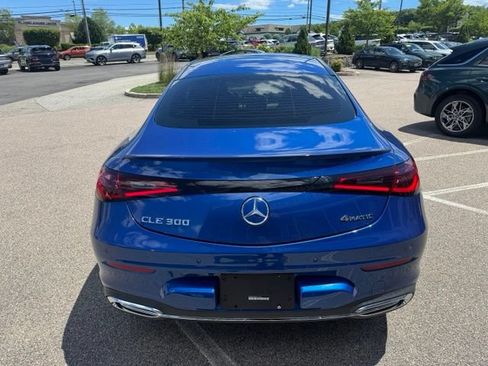 Used 2024 Mercedes-Benz CLE 300 4MATIC Coupe image 7