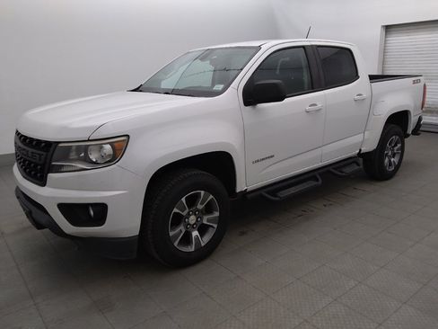 Used 2018 Chevrolet Colorado Z71 RWD image 2
