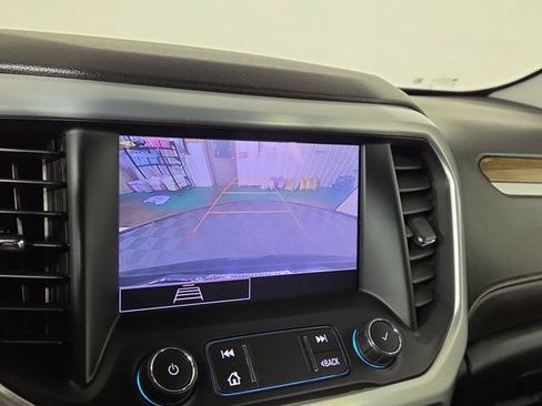 Used 2020 GMC Acadia SLE AWD/4WD image 19