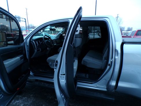 Used 2012 Toyota Tundra 2WD Double Cab w/ Tow Pkg image 7