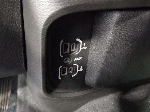 Used 2022 RAM 2500 Big Horn w/ Level C Equiment Group image 26