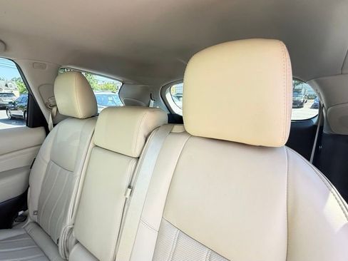 Used 2019 INFINITI QX60 Luxe w/ Essential Package AWD/4WD image 21
