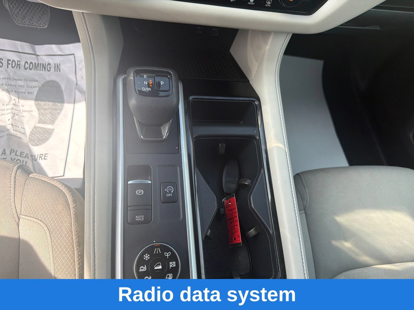 Used 2023 Nissan Pathfinder SV AWD/4WD image 18