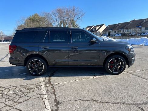 Certified 2022 Ford Expedition Limited image 12