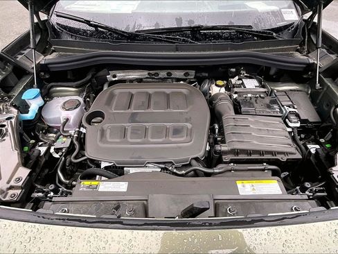 New 2026 Volkswagen Tiguan SE R-Line AWD/4WD image 16