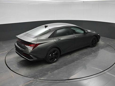 New 2026 Hyundai Elantra SEL Sport FWD image 35