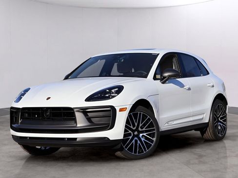 New 2026 Porsche Macan image 1