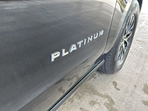 Used 2025 Ford Expedition Max Platinum AWD/4WD image 21