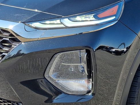 Used 2019 Hyundai Santa Fe AWD image 9