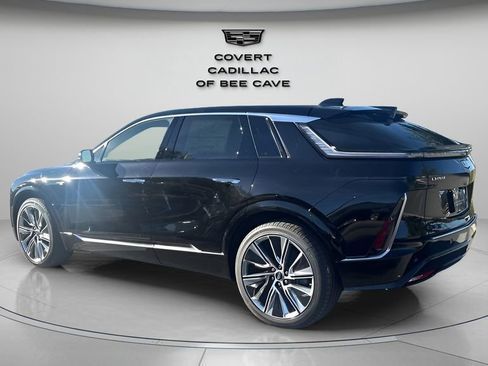 New 2026 Cadillac Lyriq Signature Luxury image 6