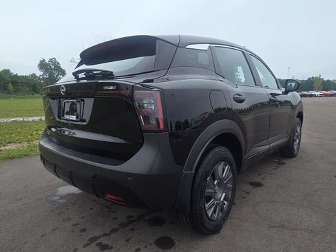 Used 2025 Nissan Kicks S FWD image 8
