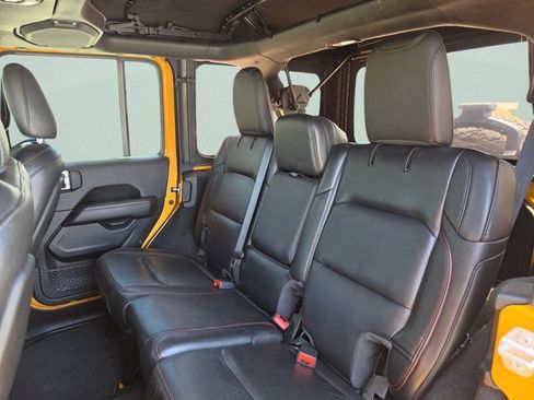 Used 2021 Jeep Wrangler Unlimited Rubicon AWD/4WD image 22