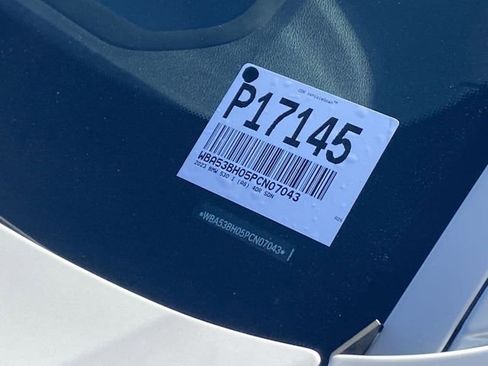 Used 2023 BMW 530i w/ Premium Package image 33