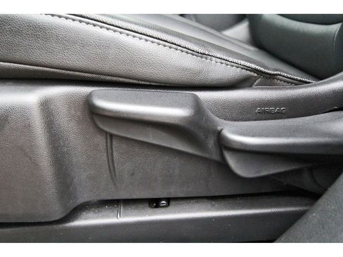 Used 2024 Buick Encore GX Sport Touring FWD image 25