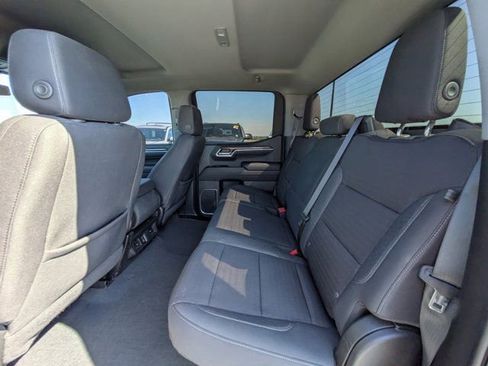 Used 2023 Chevrolet Silverado 1500 LT w/ Protection Package AWD/4WD image 11