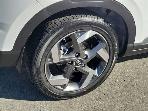 New 2026 Hyundai Venue SEL image 23