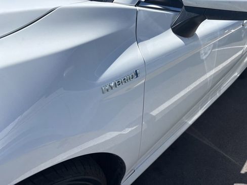 Used 2021 Toyota Camry LE FWD image 3