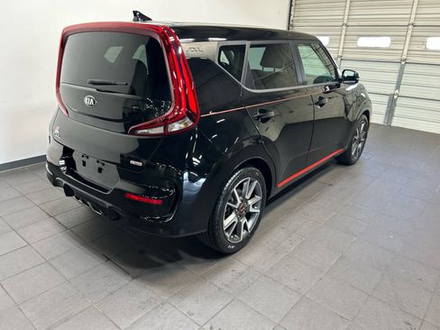 Used 2021 Kia Soul Turbo FWD image 3