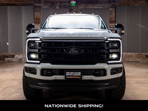 Used 2026 Ford F250 Platinum AWD/4WD image 4