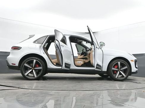 Used 2023 Porsche Macan S AWD/4WD image 72
