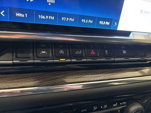 Used 2023 Chevrolet Silverado 1500 RST image 28