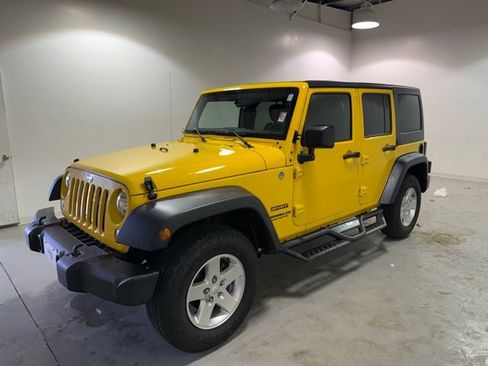 Used 2015 Jeep Wrangler Unlimited Sport w/ Quick Order Package 24S AWD/4WD image 3