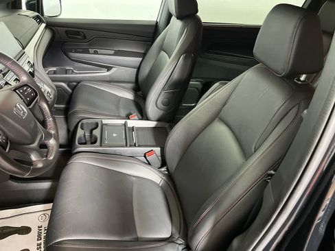 Used 2025 Honda Odyssey Sport-L image 15