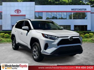 Used 2025 Toyota RAV4 XLE AWD/4WD video 1