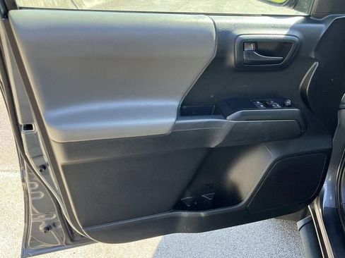 Used 2023 Toyota Tacoma SR image 22
