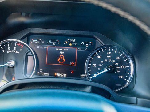 Used 2019 Ford Expedition Limited image 24