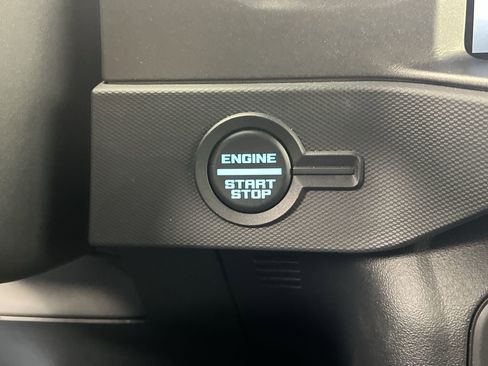 Used 2024 Ford Bronco Badlands image 17