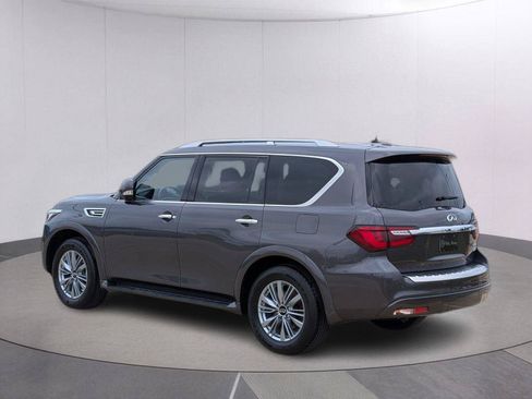 Used 2024 INFINITI QX80 Luxe RWD image 3