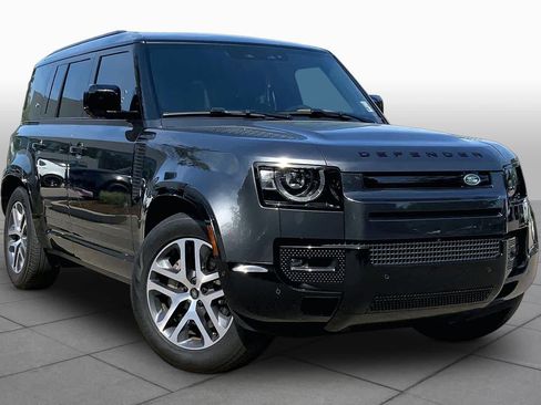 Used 2024 Land Rover Defender 110 X-Dynamic SE AWD/4WD image 3