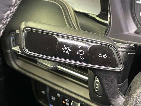 Used 2021 Lincoln Corsair AWD w/ Premium Package image 39