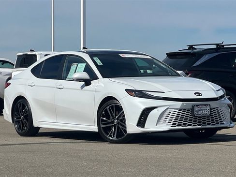 Used 2026 Toyota Camry XSE w/ Premium Plus Package image 2