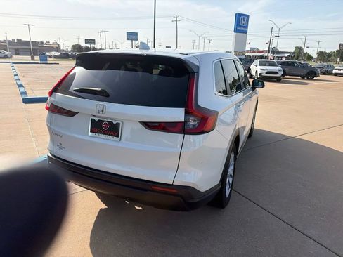 Used 2025 Honda CR-V EX-L image 11